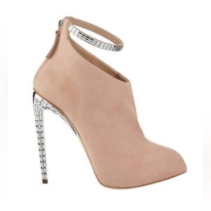 Giuseppe Zannoti x Jennifer Lopez Frida 120 Crystal Suede Booties 39 9 $1300